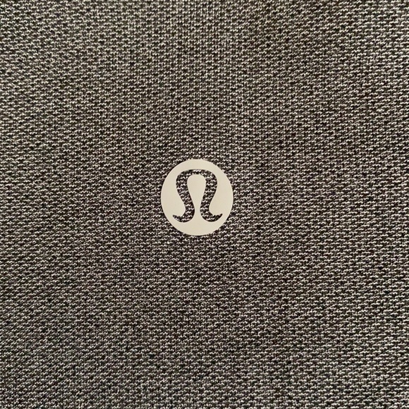Lululemon | Seamless Training Short Sleeve Shirt LW3GAUS Gull Grey (10) - Picture 13 of 15